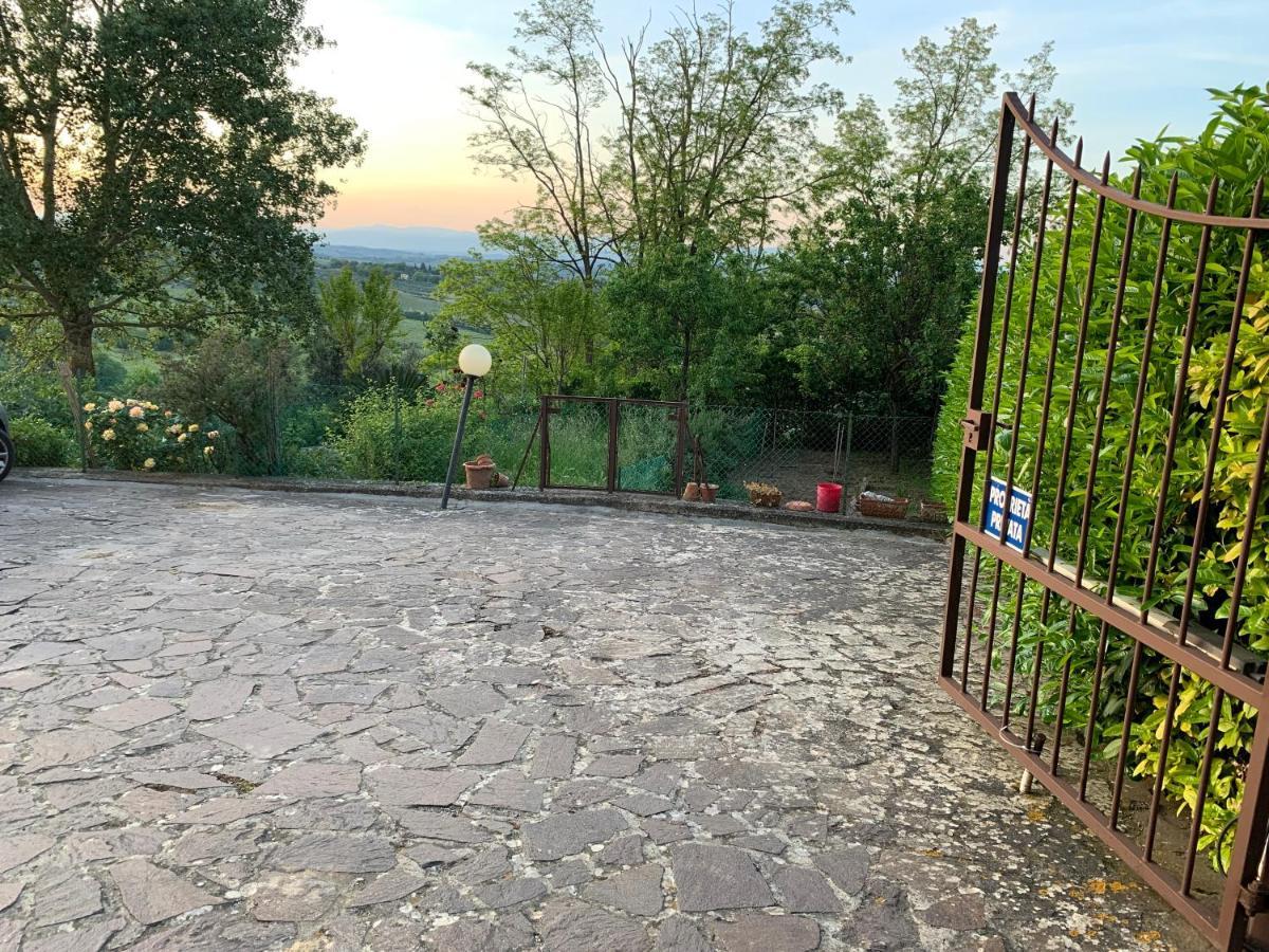 Appartamento Donella Con Parcheggio Privato San Gimignano Exteriér fotografie