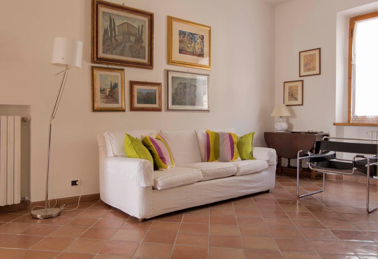 Appartamento Donella Con Parcheggio Privato San Gimignano Exteriér fotografie